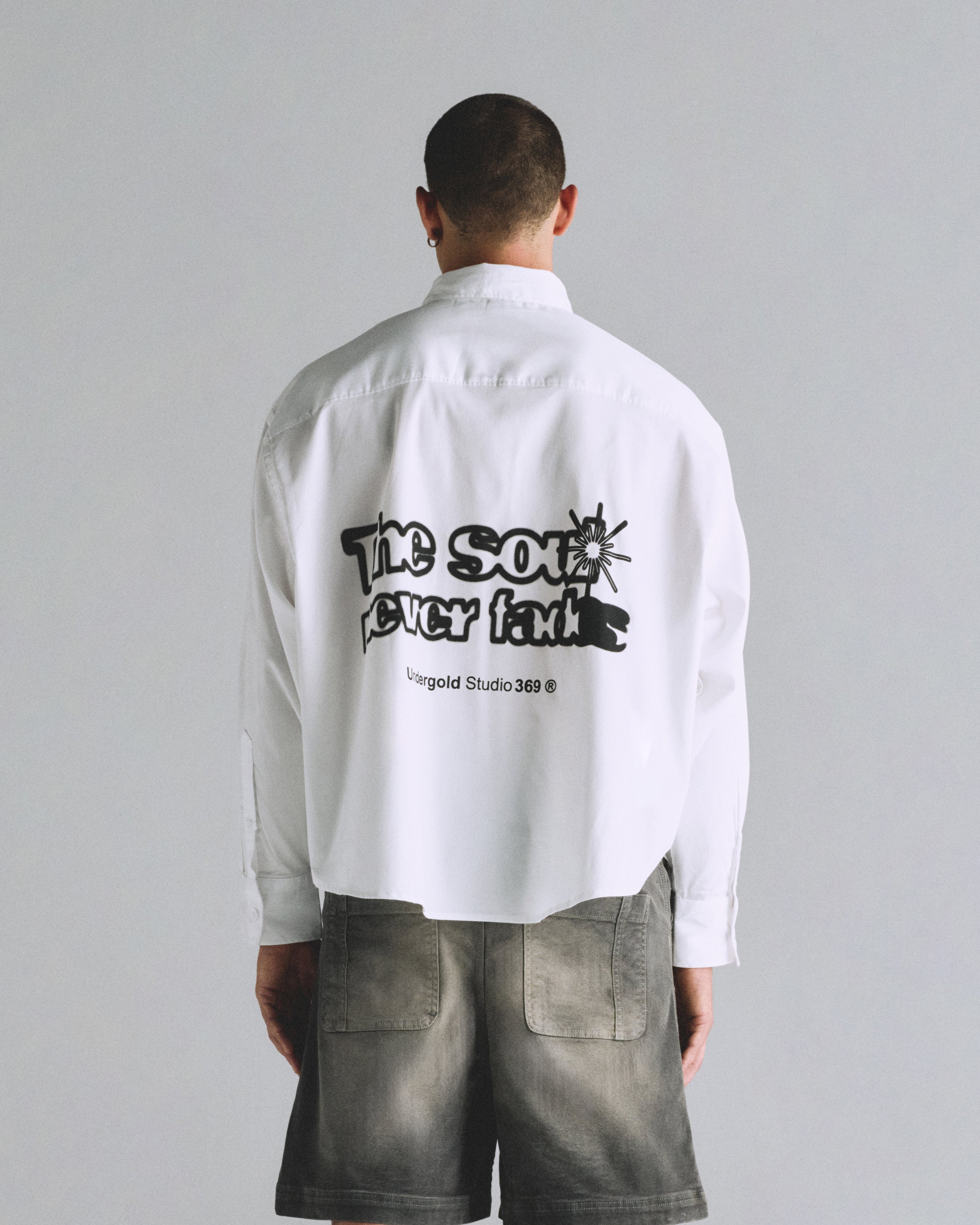 HELIOS FACE LONG SLEEVE BOXY SHIRT BONE