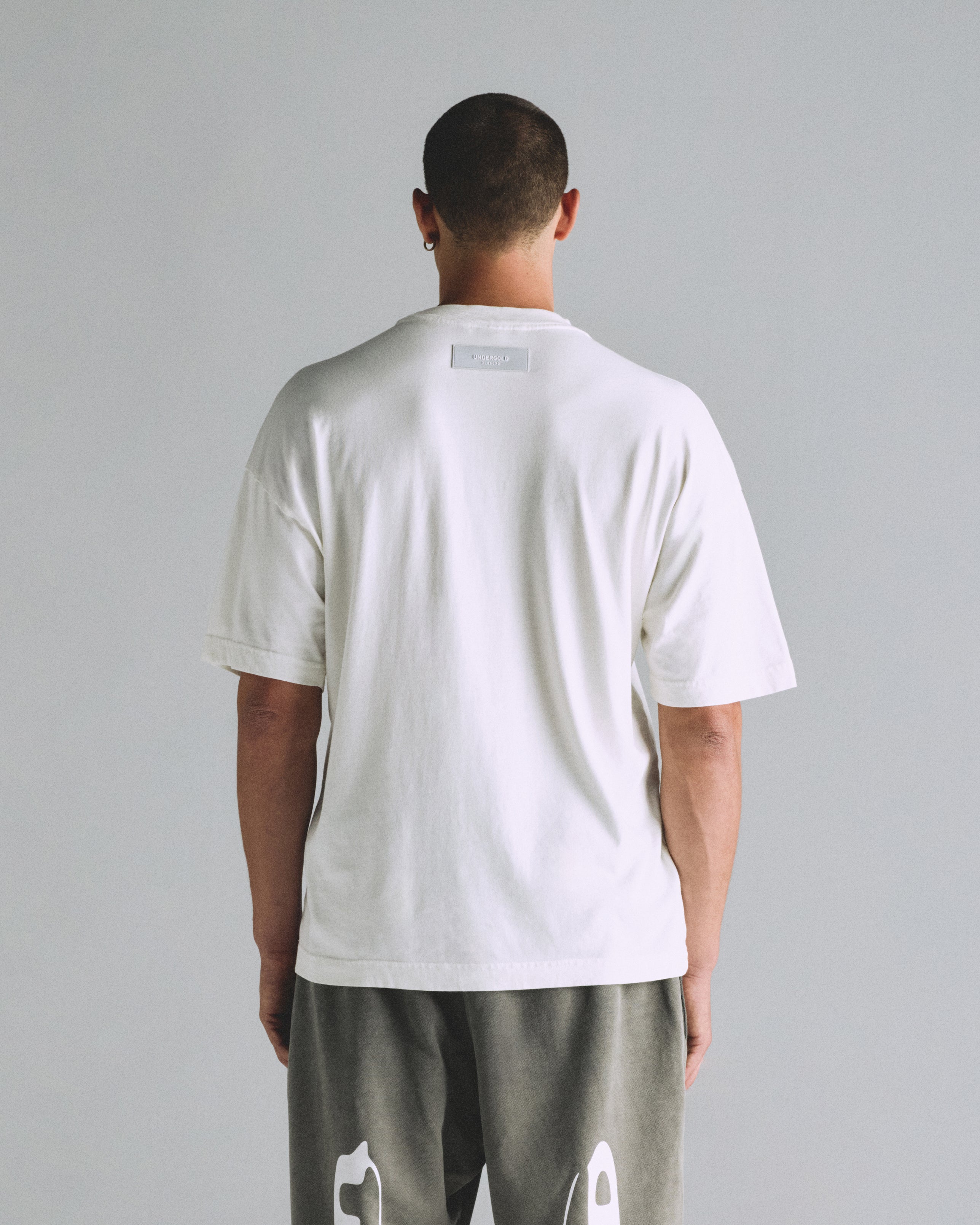 BASICS PEACHED UNDGLD TSHIRT WHITE