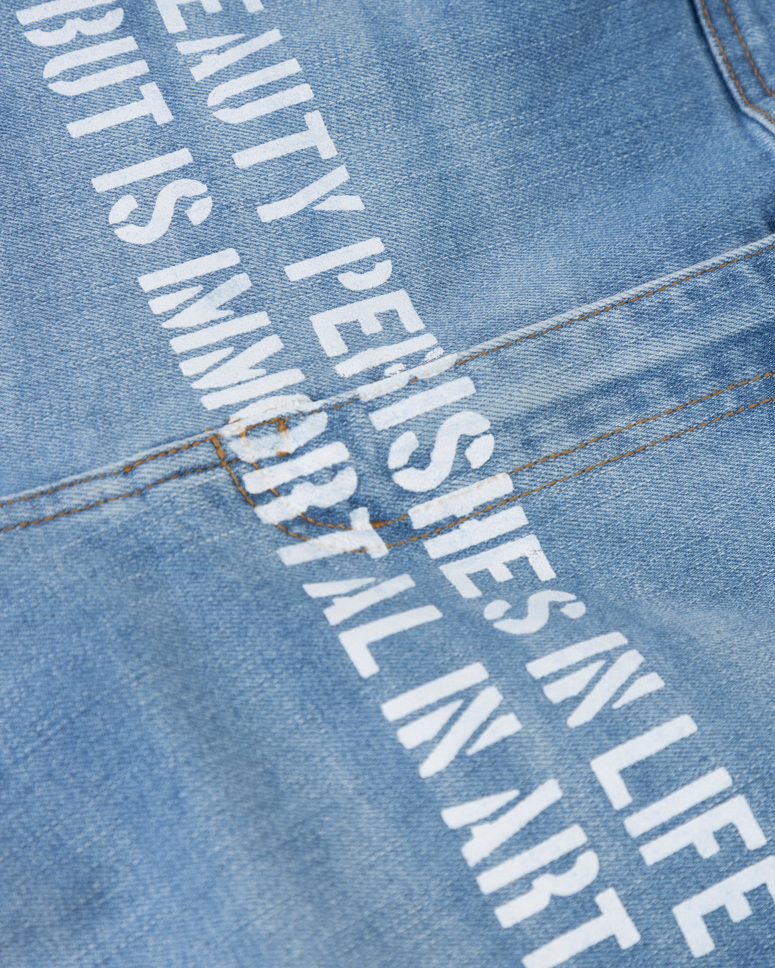 THE PATH BEAUTY FLARE JEAN BLUE