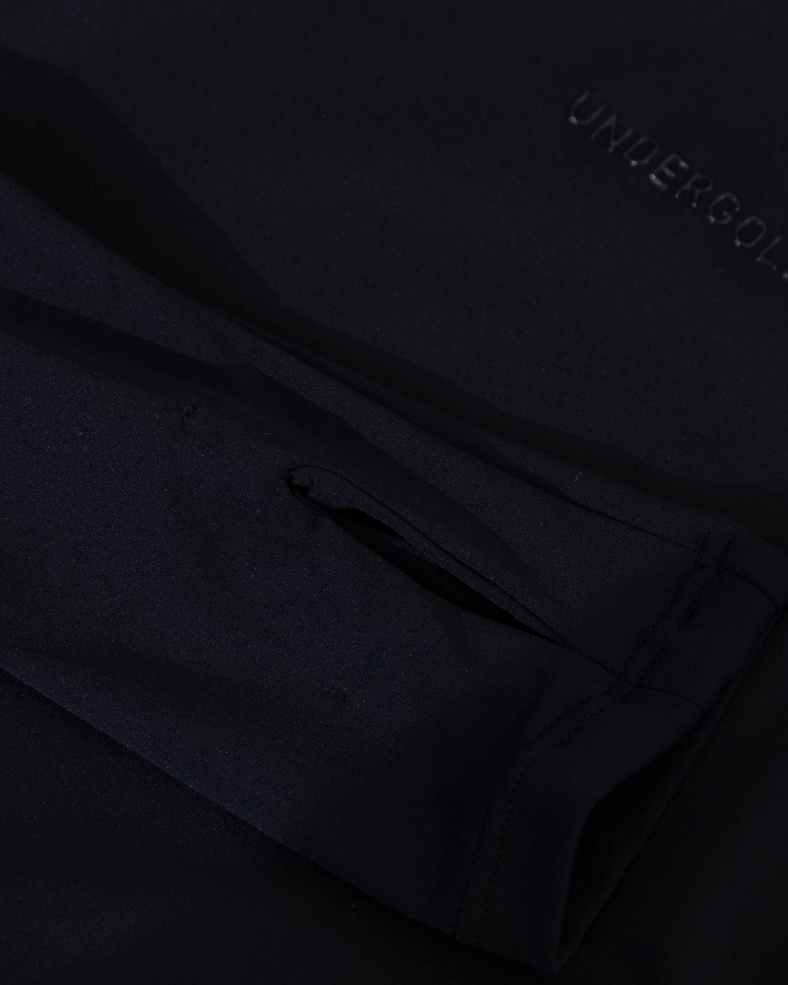BASICS TURTLENECK BACKLESS BODY BLACK