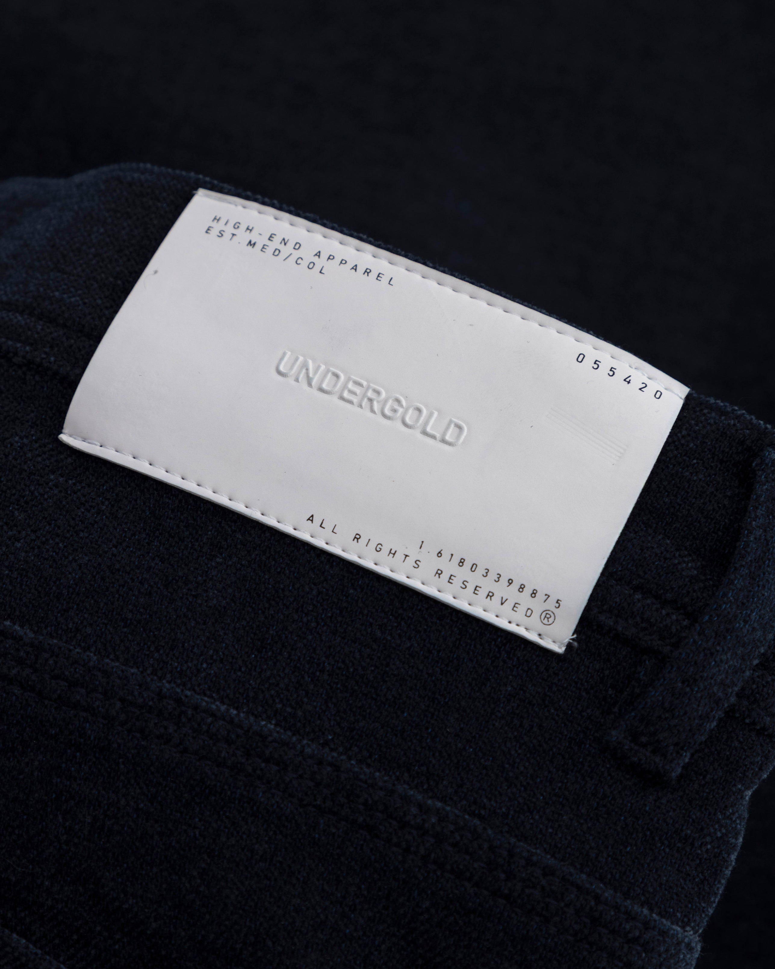 THE PATH MONOGRAM BARREL JEAN BLUE