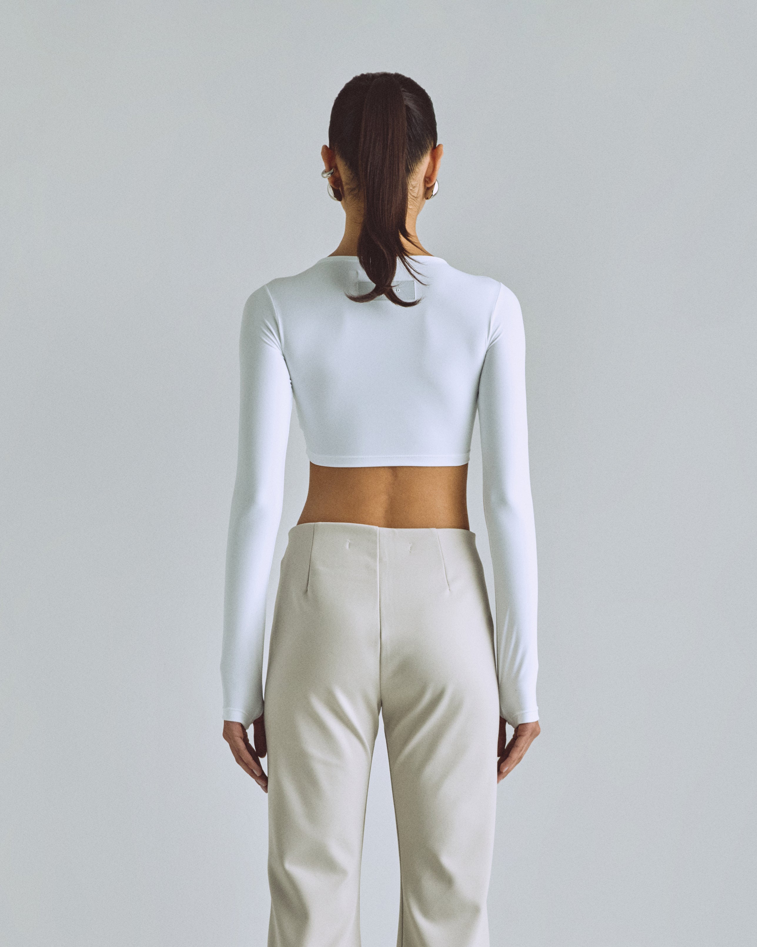 W BASICS LONG SLEEVE WHITE