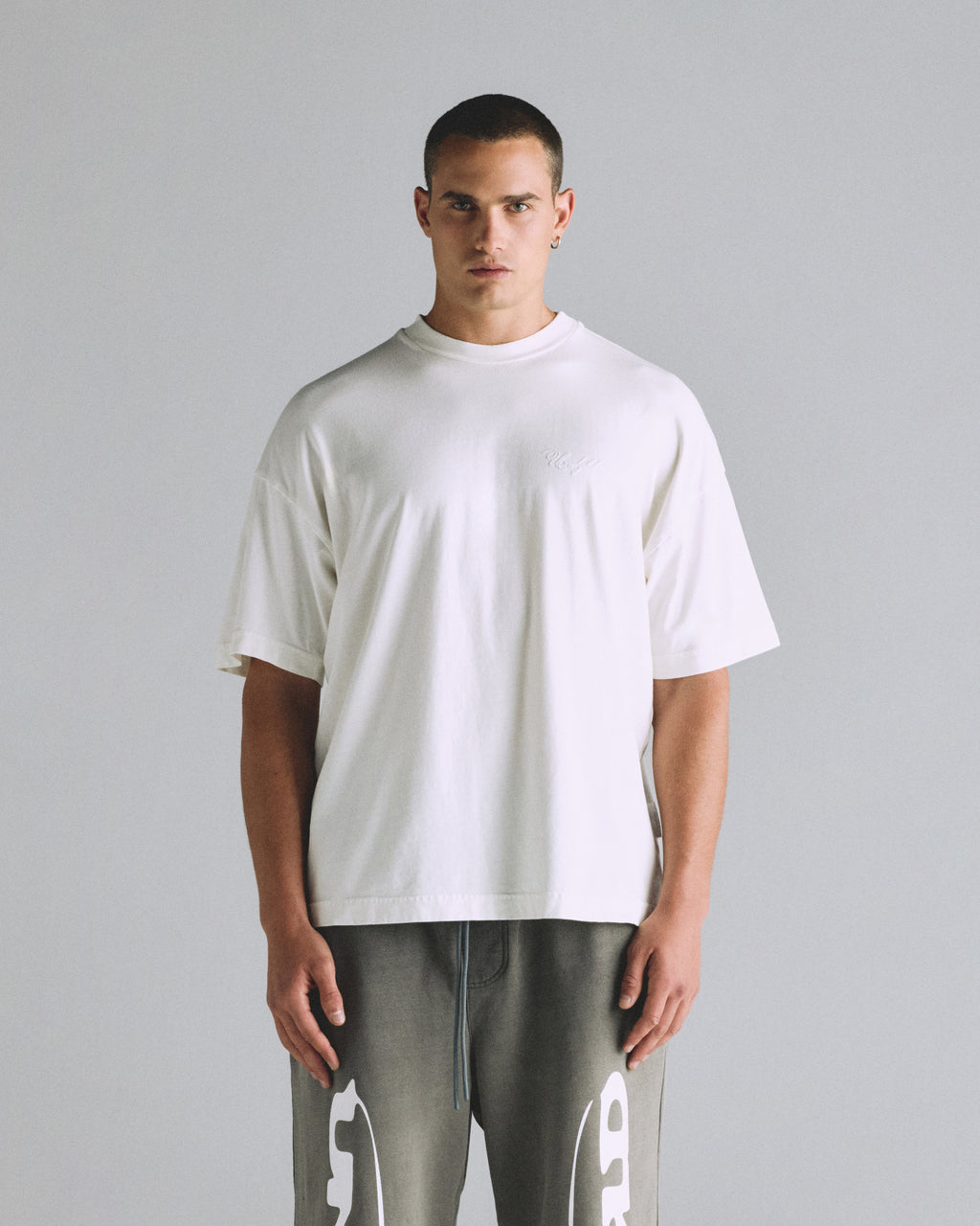 BASICS PEACHED UNDGLD TSHIRT WHITE