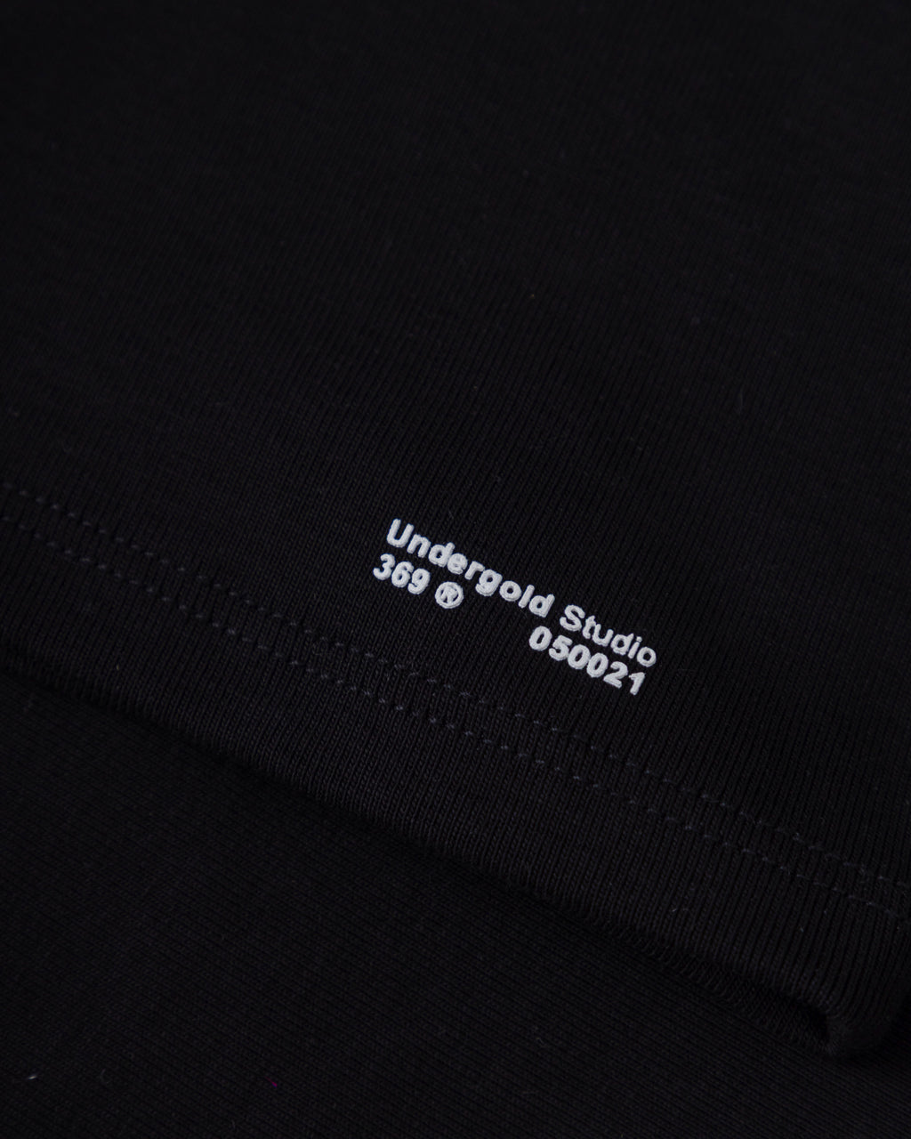 BASICS W UNDERGOLD STUDIO TANK TOP BLACK