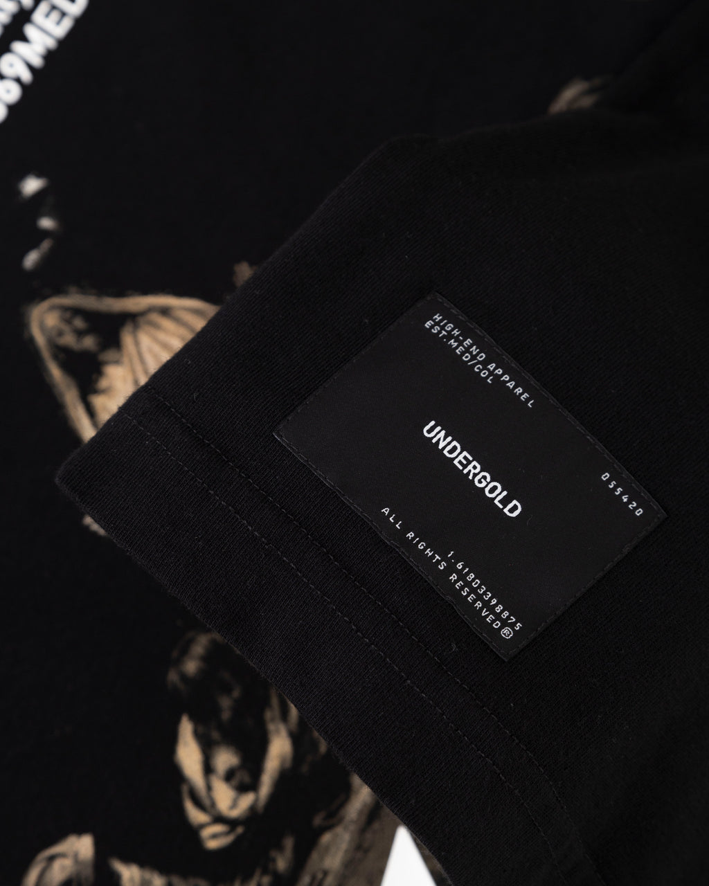 GRATIA PLENA APPEARANCE TSHIRT BLACK