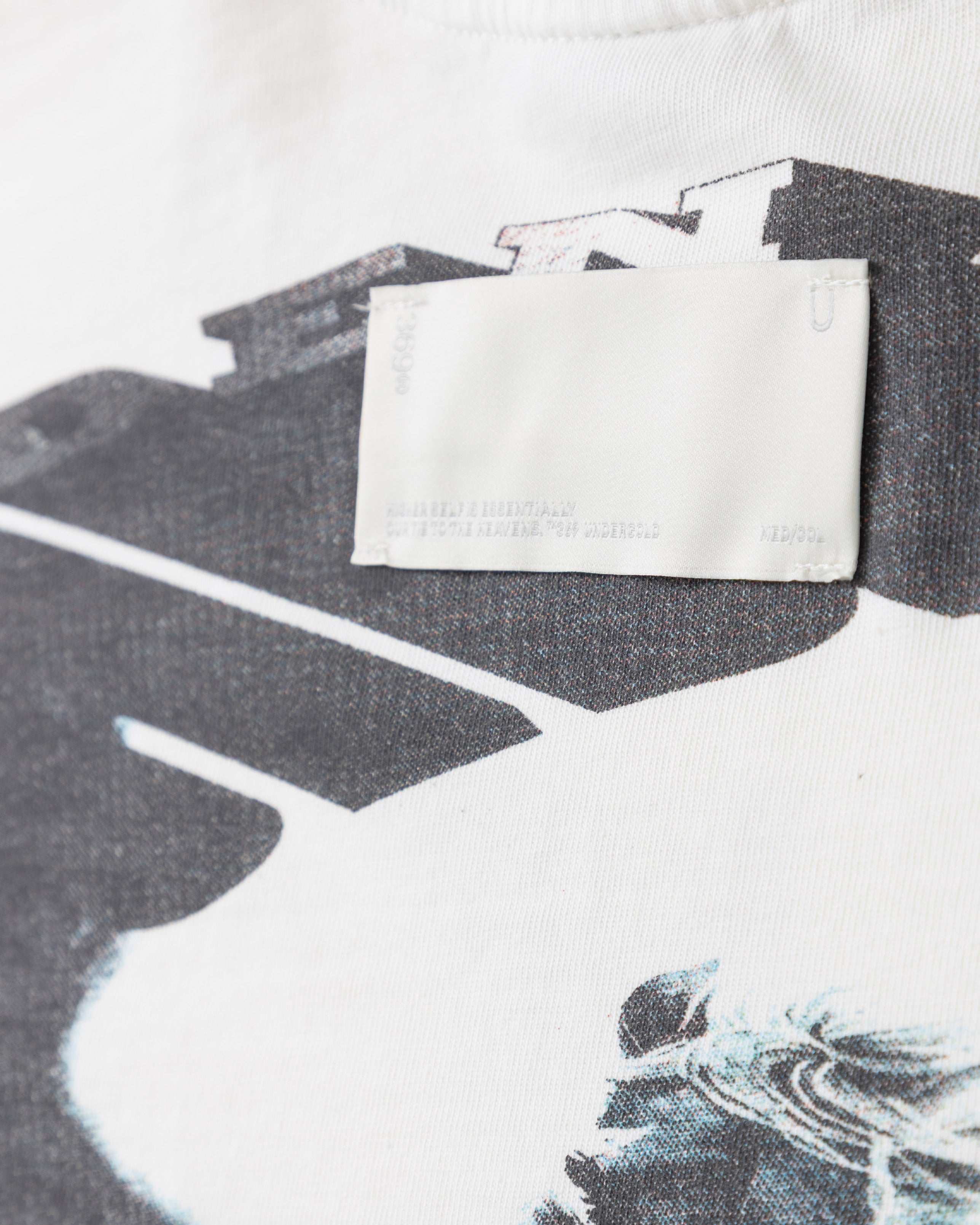 UNDERGOLD GOLDEN HERITAGE PEGASUS CROP TOP – WHITE