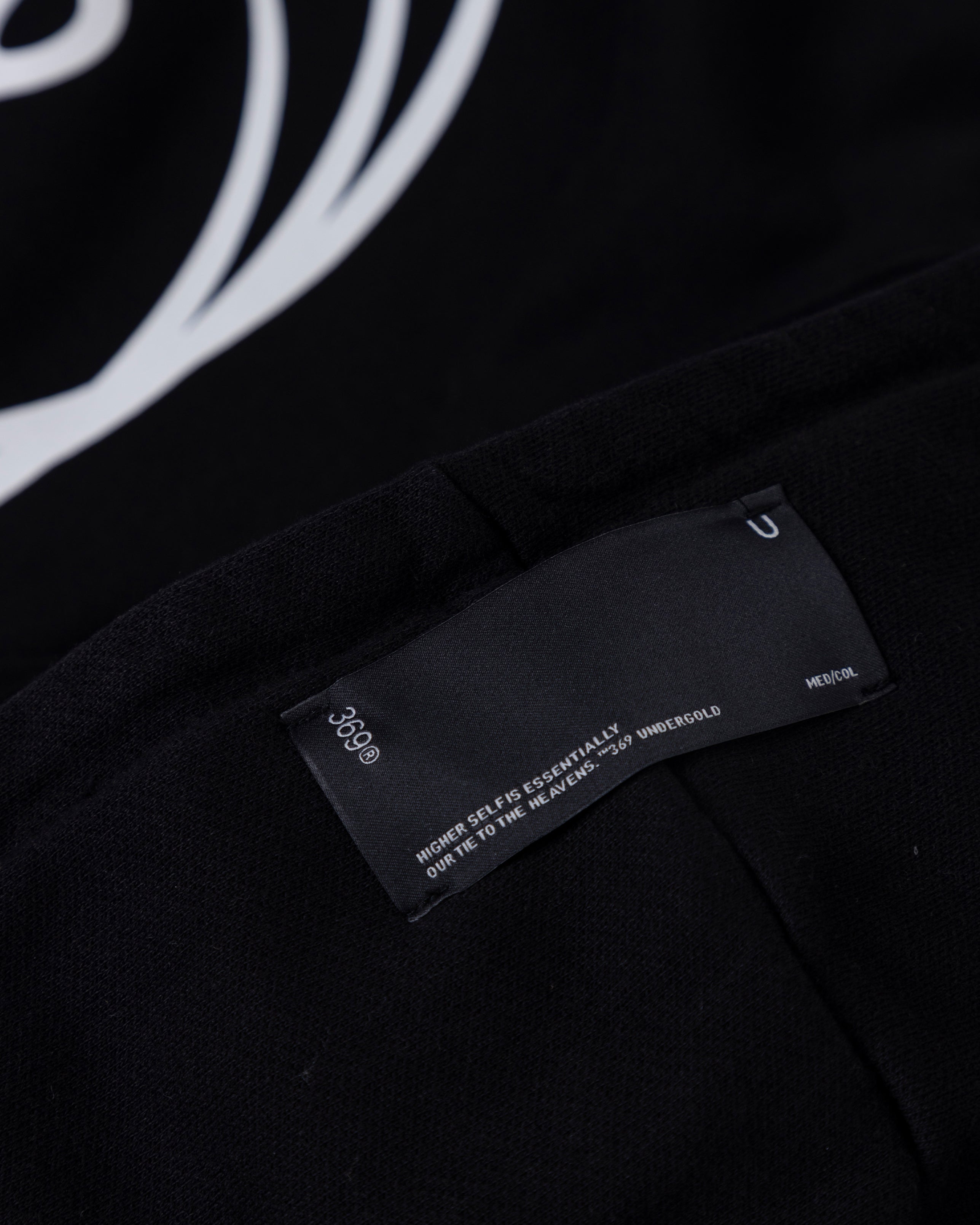 UNDERGOLD GOLDEN HERITAGE BASIC HOODIE – BLACK