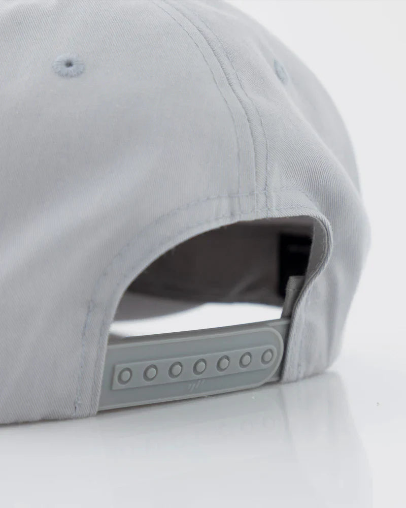 UNDERGOLD LINE UNDERGOLD STUDIO 369 HIGH CROWN CAP SILVER