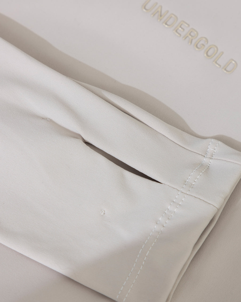 BODY TURTLENECK BACKLESS CREAM