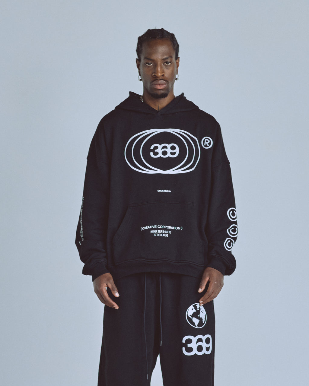 UNDERGOLD GOLDEN HERITAGE BASIC HOODIE – BLACK