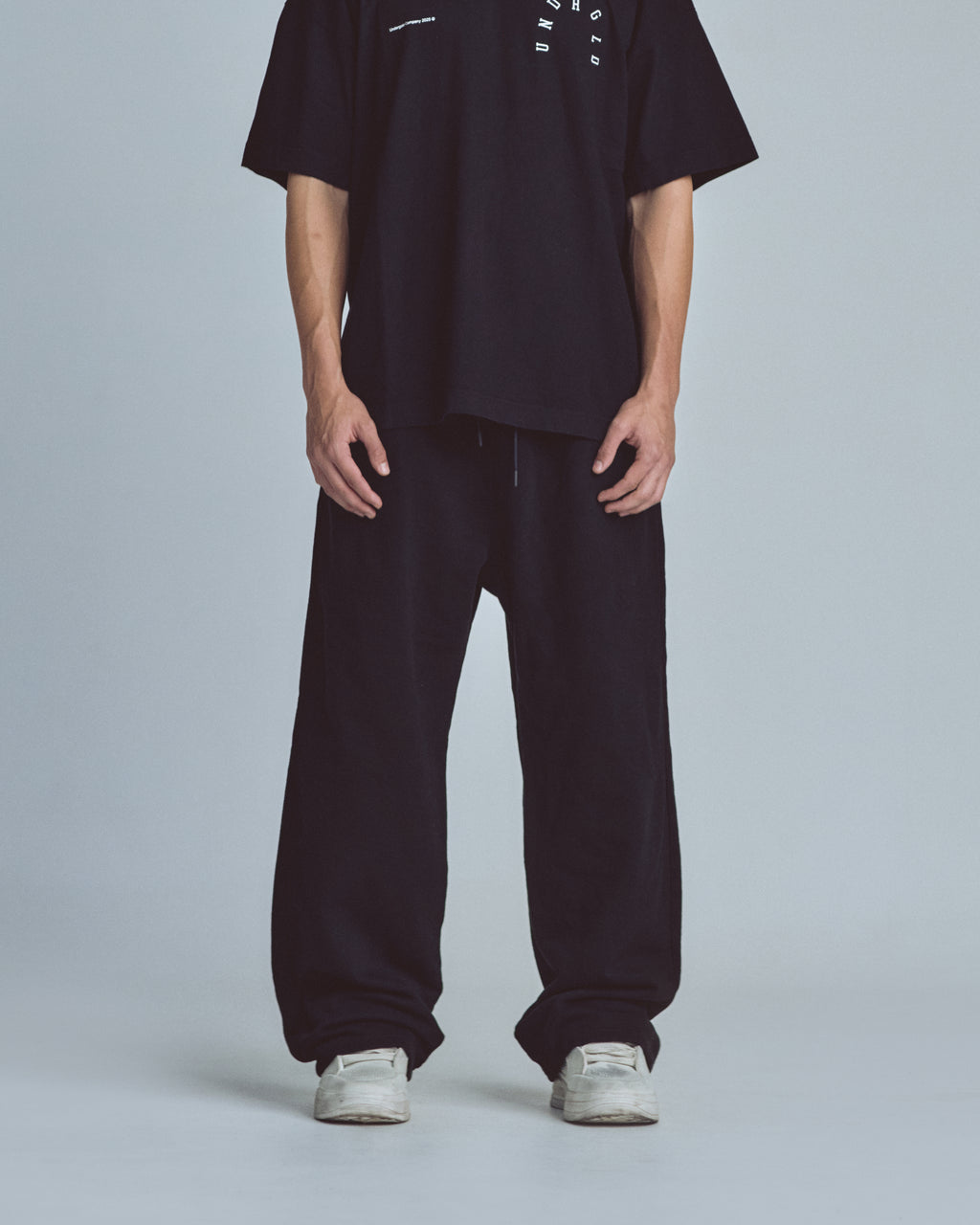 UNDERGOLD STARDUST BASIC STRAIGHT PANTS BLACK