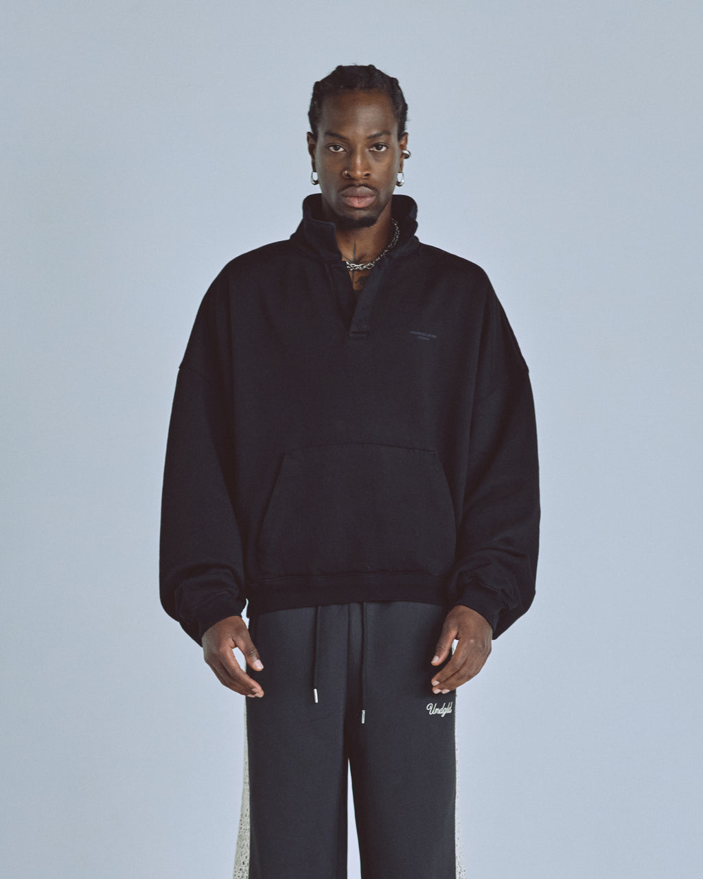 UNDERGOLD BASICS POLO COLLAR BOXY FIT HOODIE – BLACK