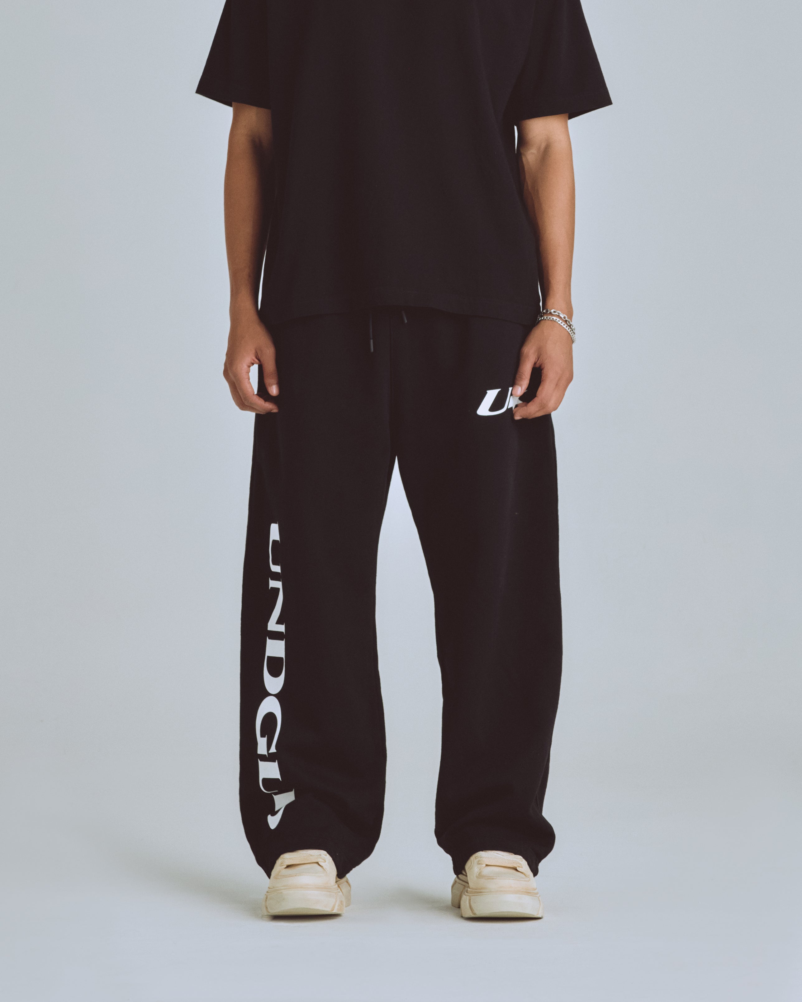 AGNUS DEI U STAR STRAIGHTPANTS BLACK