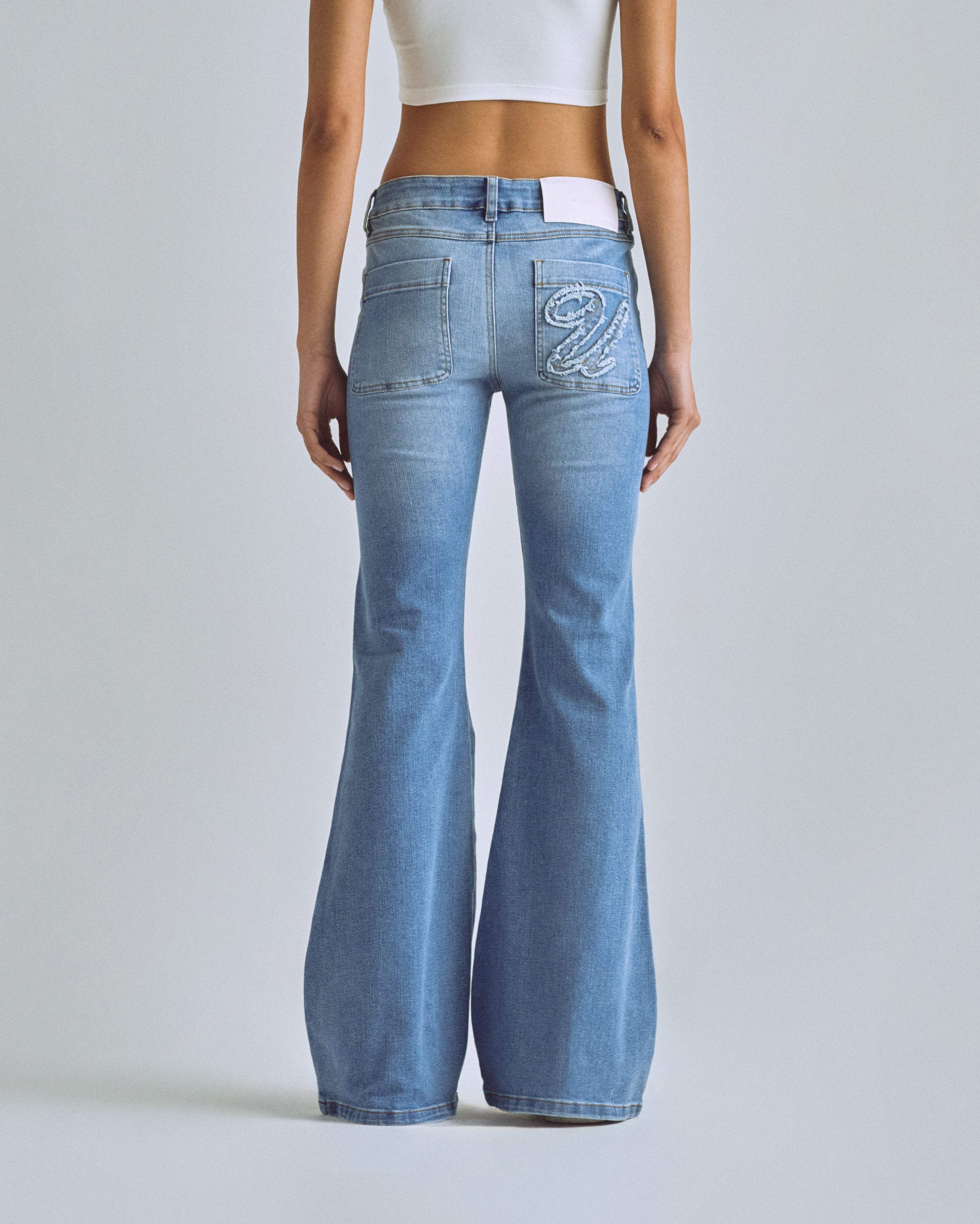 W THE PATH BEAUTY FLARE JEAN BLUE