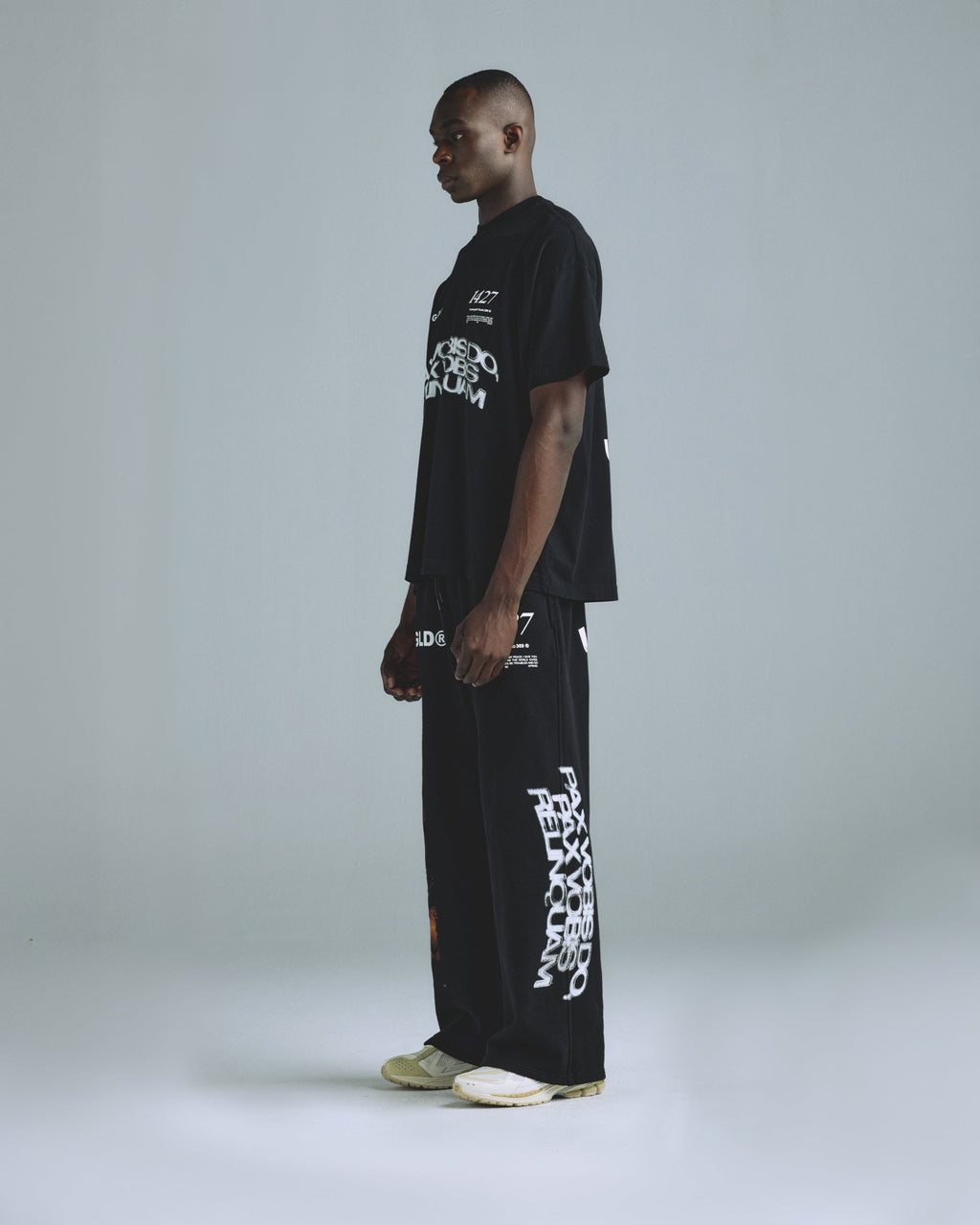 UNDEROGLD GRATIA PLENA PAX TSHIRT BLACK