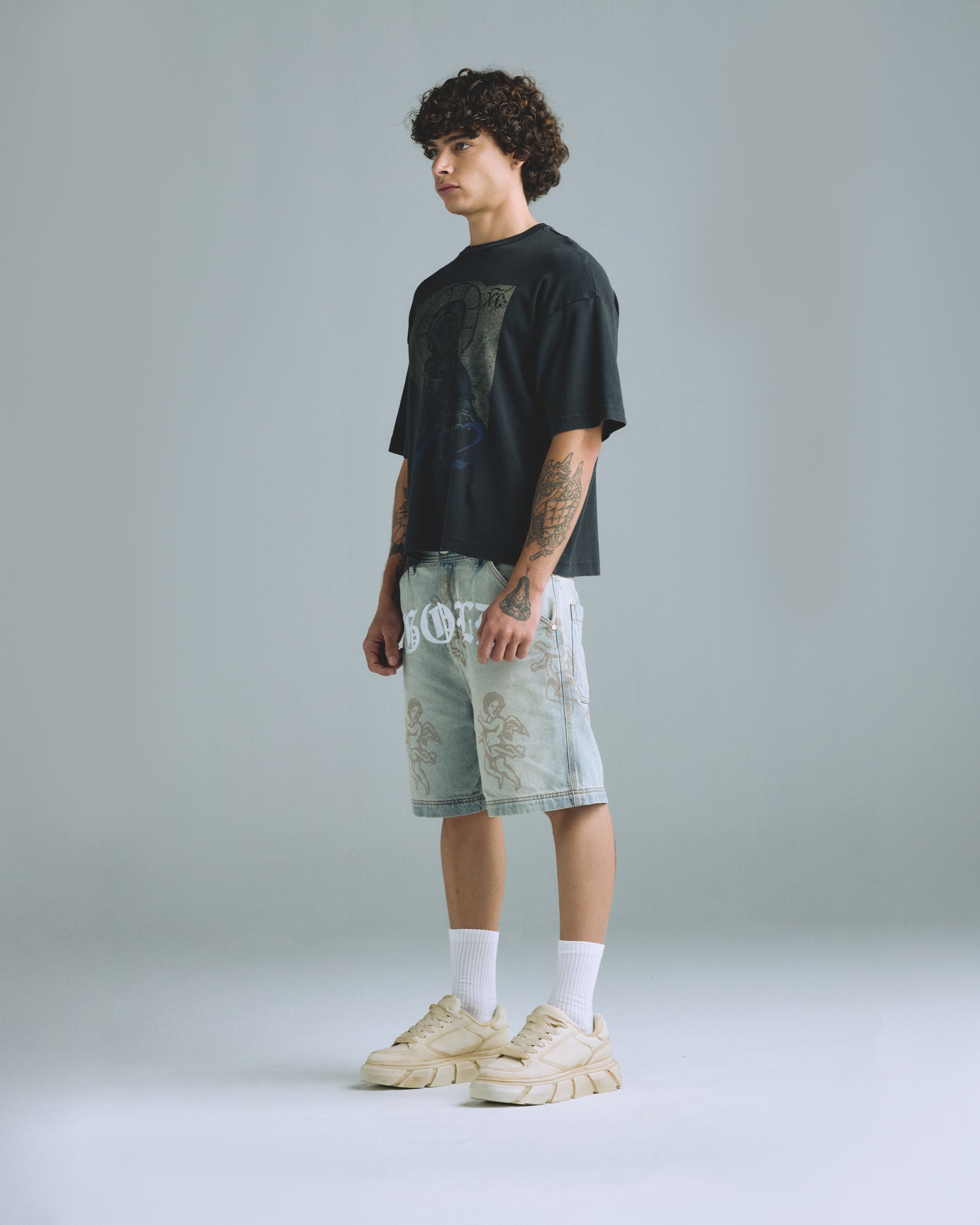 UNDERGOLD GRATIA PLENA PANTOCRATOR BOXY FIT TSHIRT VINTAGE BLACK