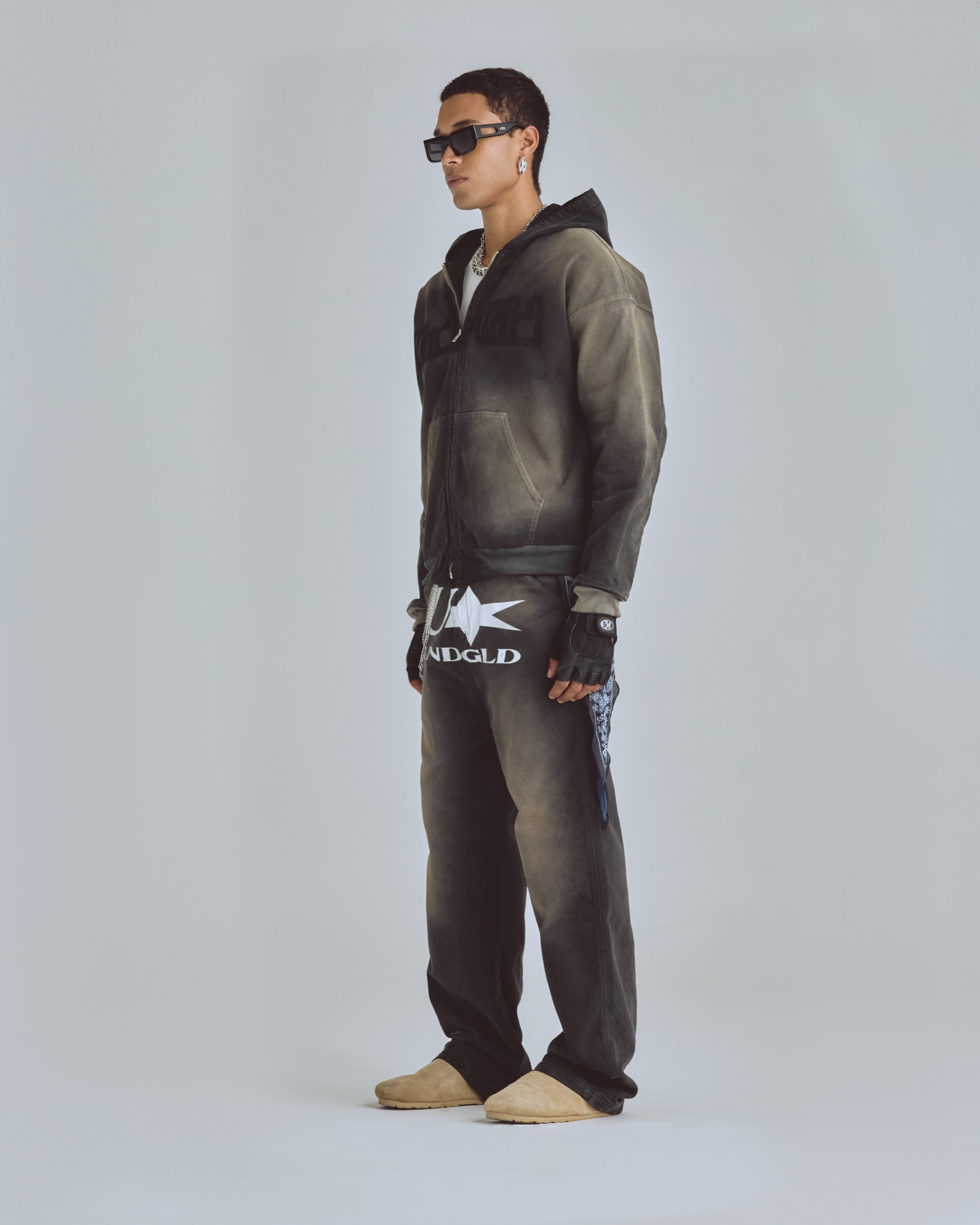 AGNUS DEI U STAR WIDE JEAN DIRTY BLACK