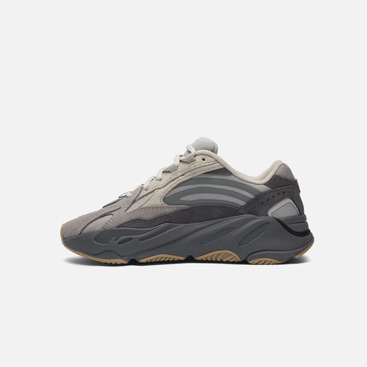 ADIDAS YEEZY BOOST 700 V2 TEPHRA