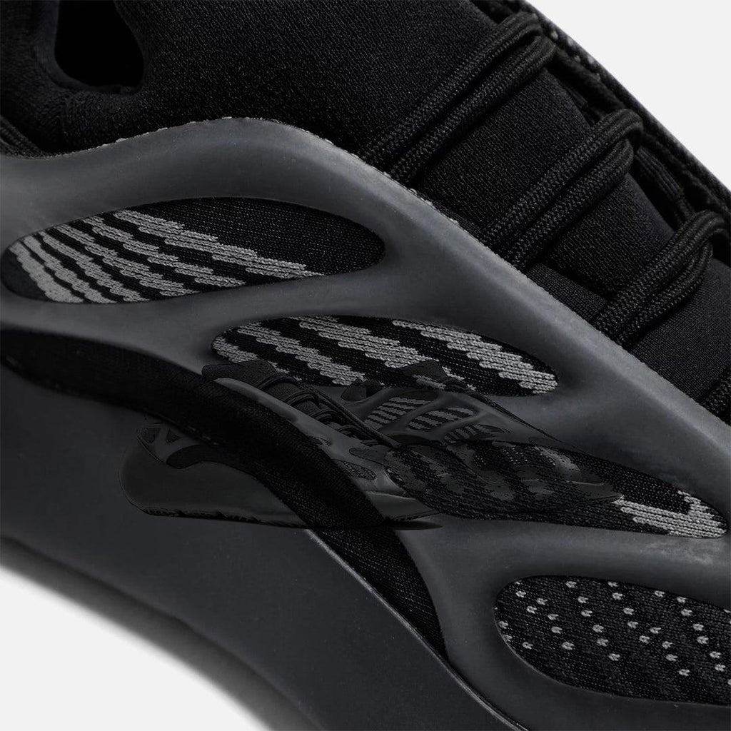 ADIDAS YEEZY 700 V3 ALVAH