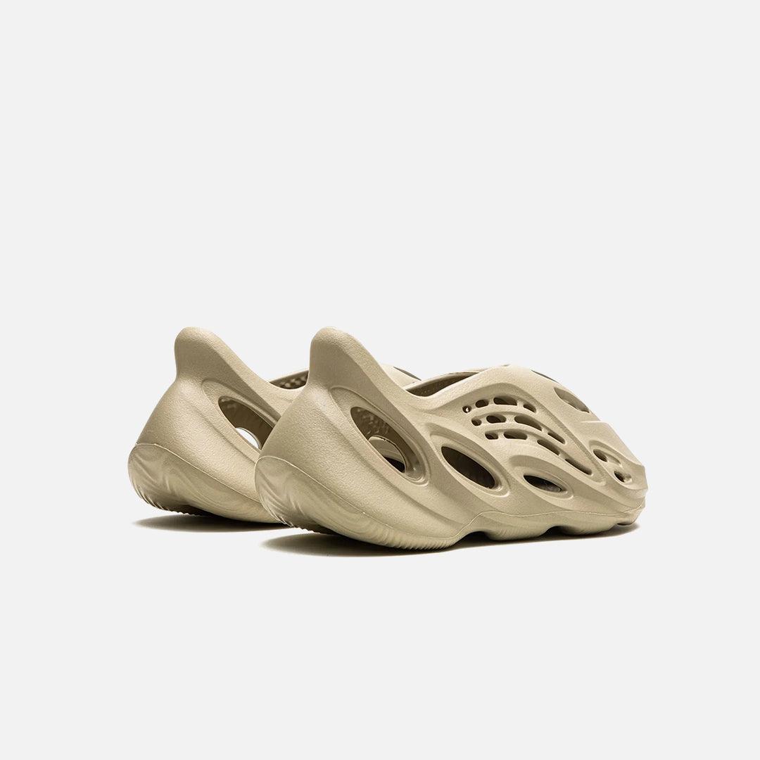 ADIDAS YEEZY 700 V3 ALVAH 8