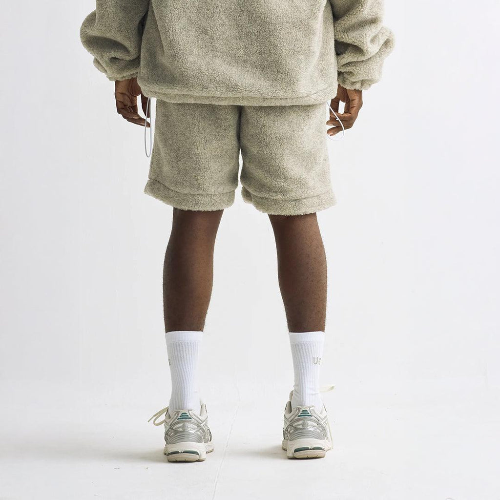 BASICS DESING STUDIO FLEECE SHORT GRAY