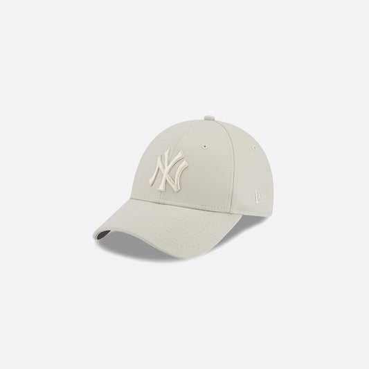 NEW ERA PU COLLECTION 9FORTY AJUSTABLE CAP CREAM