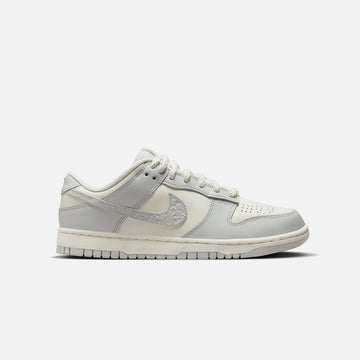 NIKE DUNK LOW NEEDLEWORK SAIL AURA