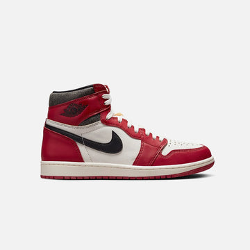 NIKE JORDAN 1 RETRO HIGH OG CHICAGO LOST & FOUND