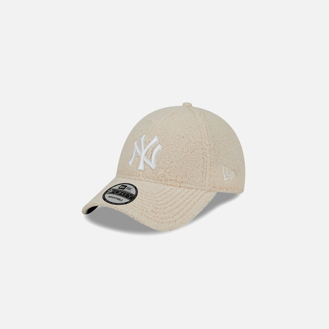 NEW ERA BORG COLLECTION 9FORTY AJUSTABLE BEIGE