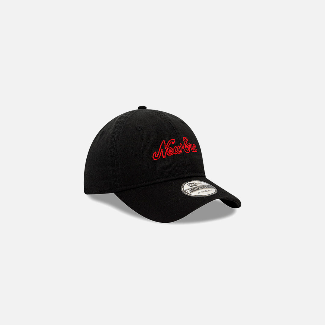 NEW ERA CHAIN SCRIPT COLLECTION 9TWENTY AJUSTABLE NEGRO|DROP – Drop