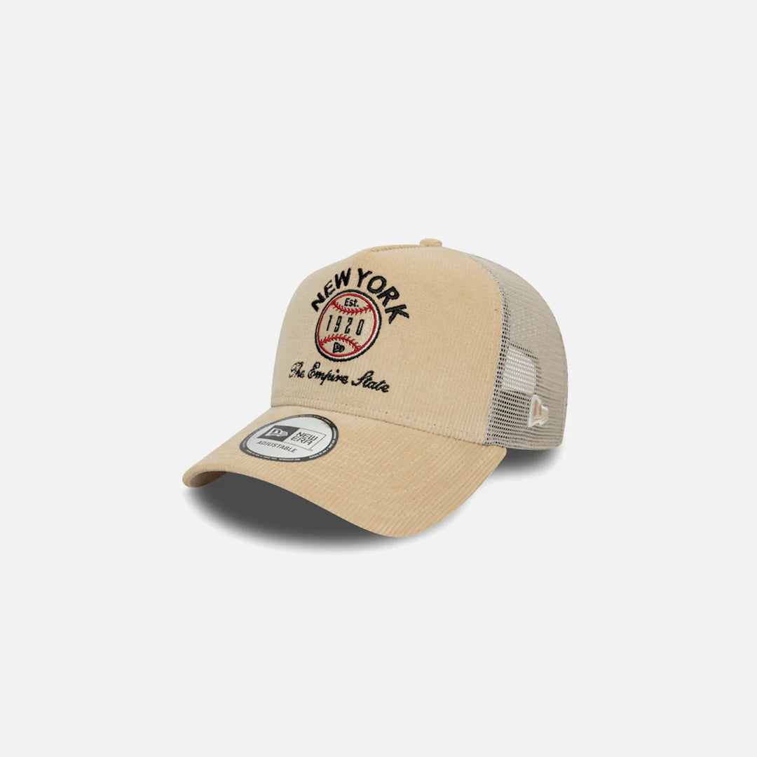 NEW ERA GRAPHIC CORD 9 FORTY AF TRUCKER AJUSTABLE BEIGE