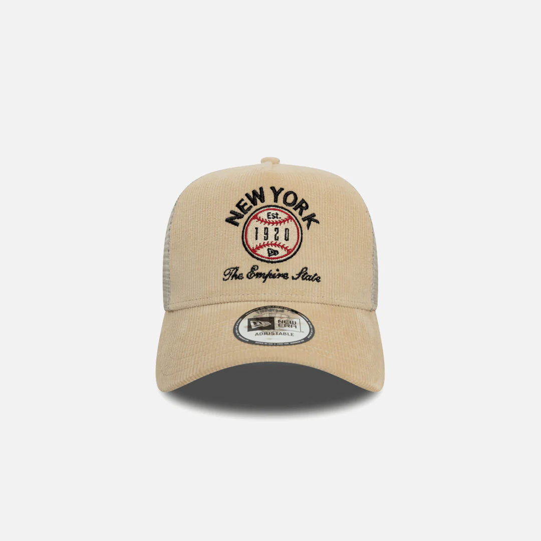 NEW ERA GRAPHIC CORD 9 FORTY AF TRUCKER AJUSTABLE BEIGE