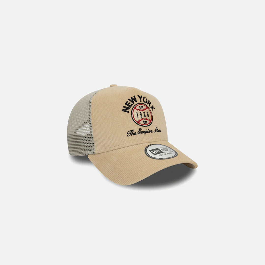 NEW ERA GRAPHIC CORD 9 FORTY AF TRUCKER AJUSTABLE BEIGE