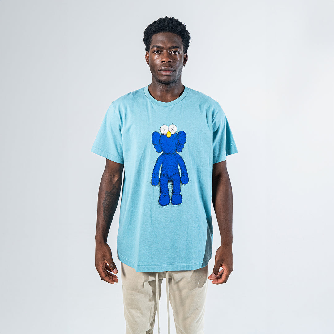 UNIQLO KAWS FIGURE T- SHIRT TEAL BLUE