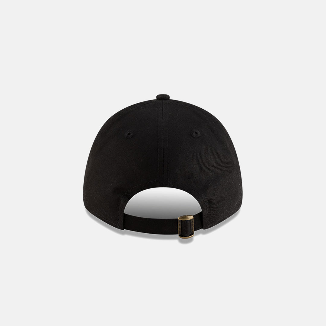 NEW ERA METAL BADGE 9FORTY NEGRA