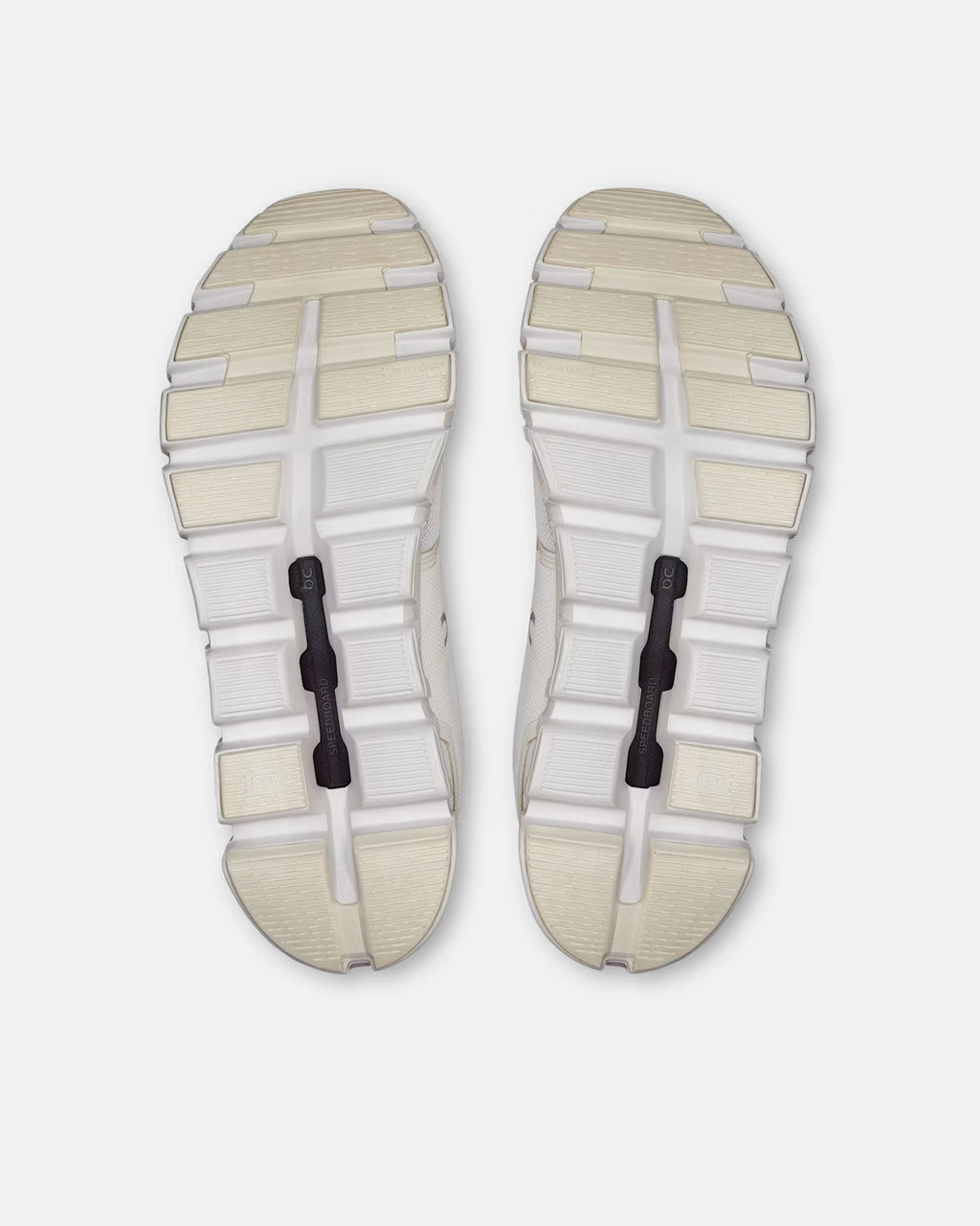 ON CLOUD 6 – WHITE