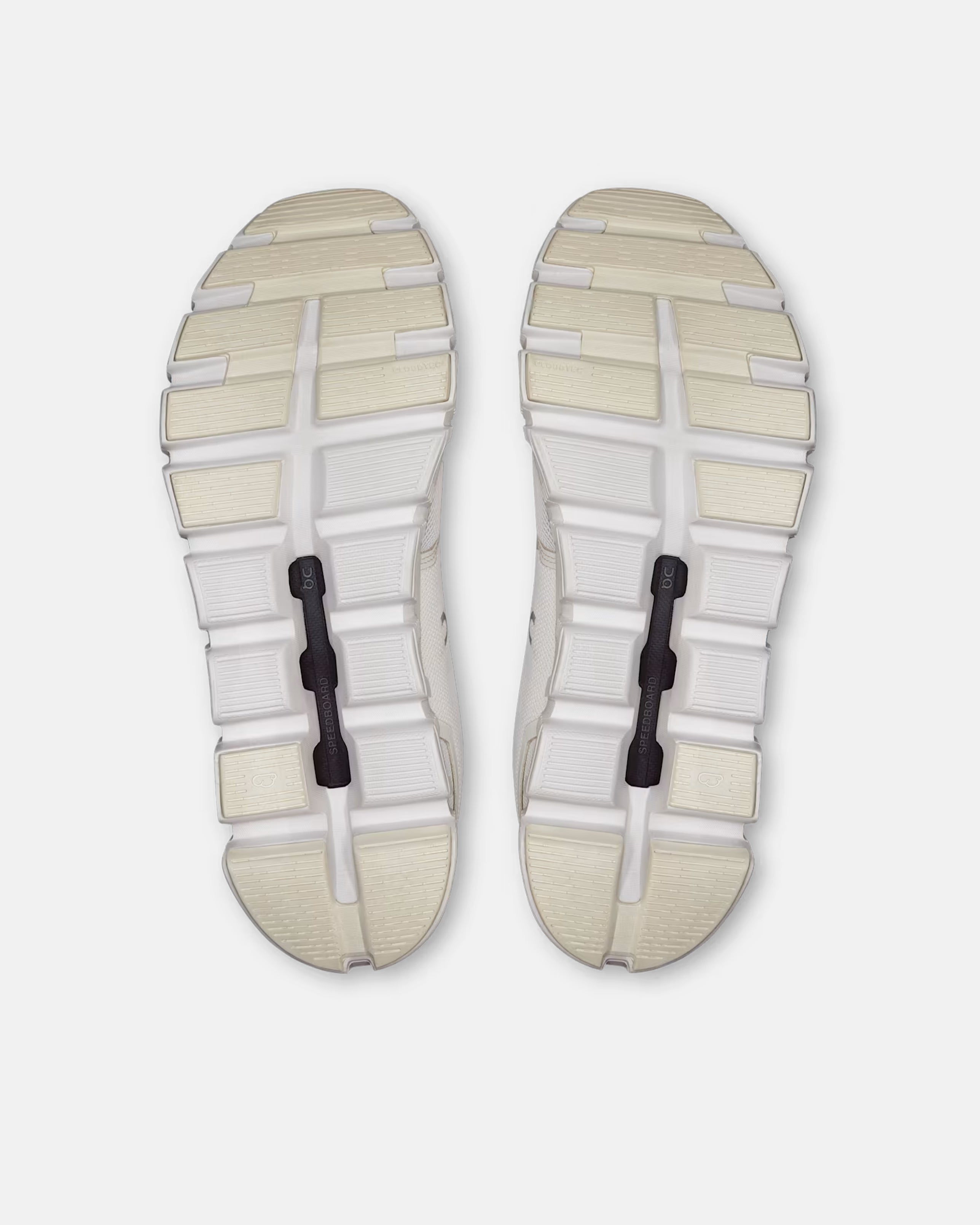 ON CLOUD 6 – WHITE