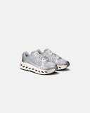 On Cloudtilt Arc Alloy/Ivory, tenis de mujer, par en vista de tres cuartos
