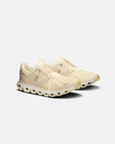 ON CLOUD 6  W CASTOR/INVORY