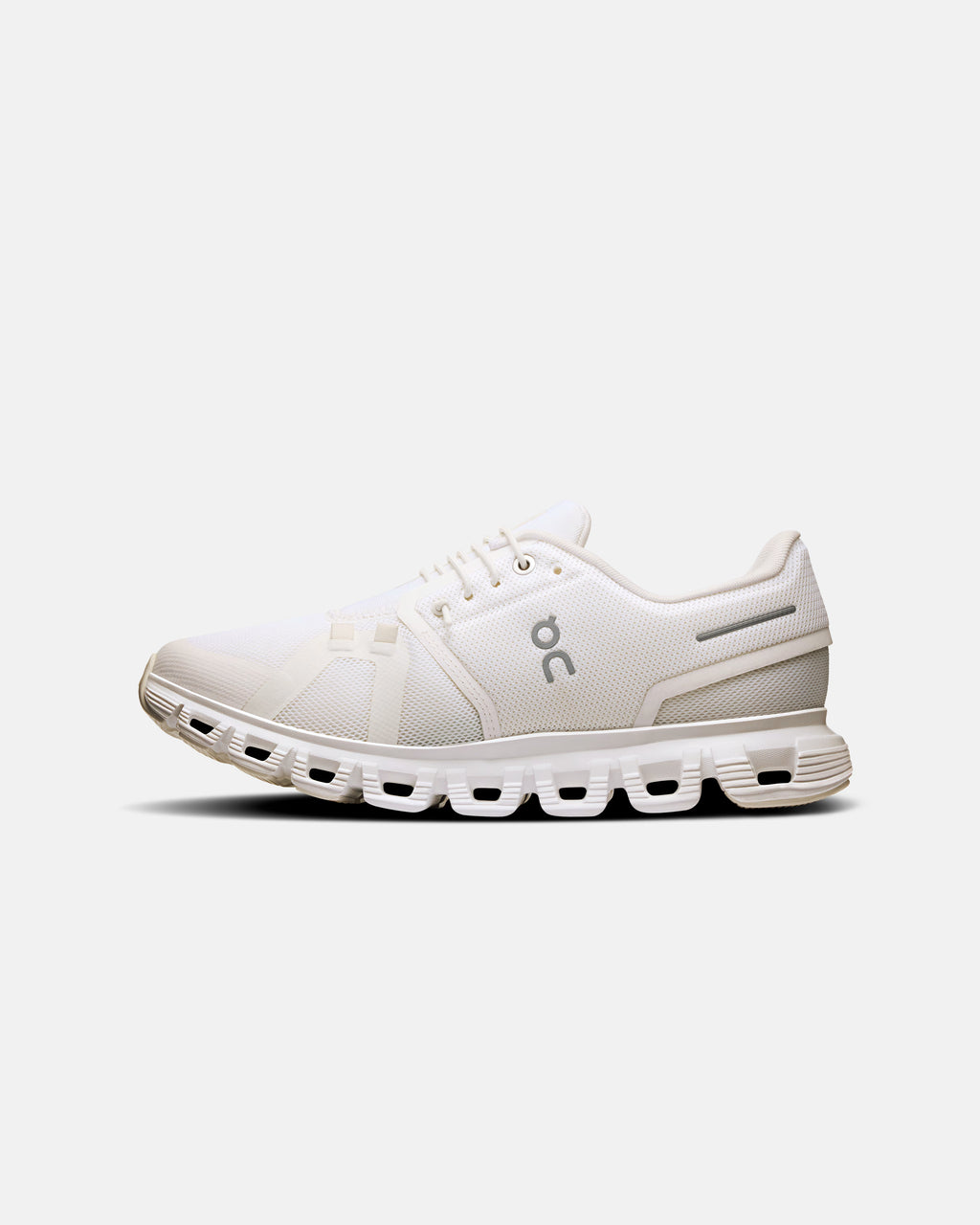 ON CLOUD 6 – W WHITE