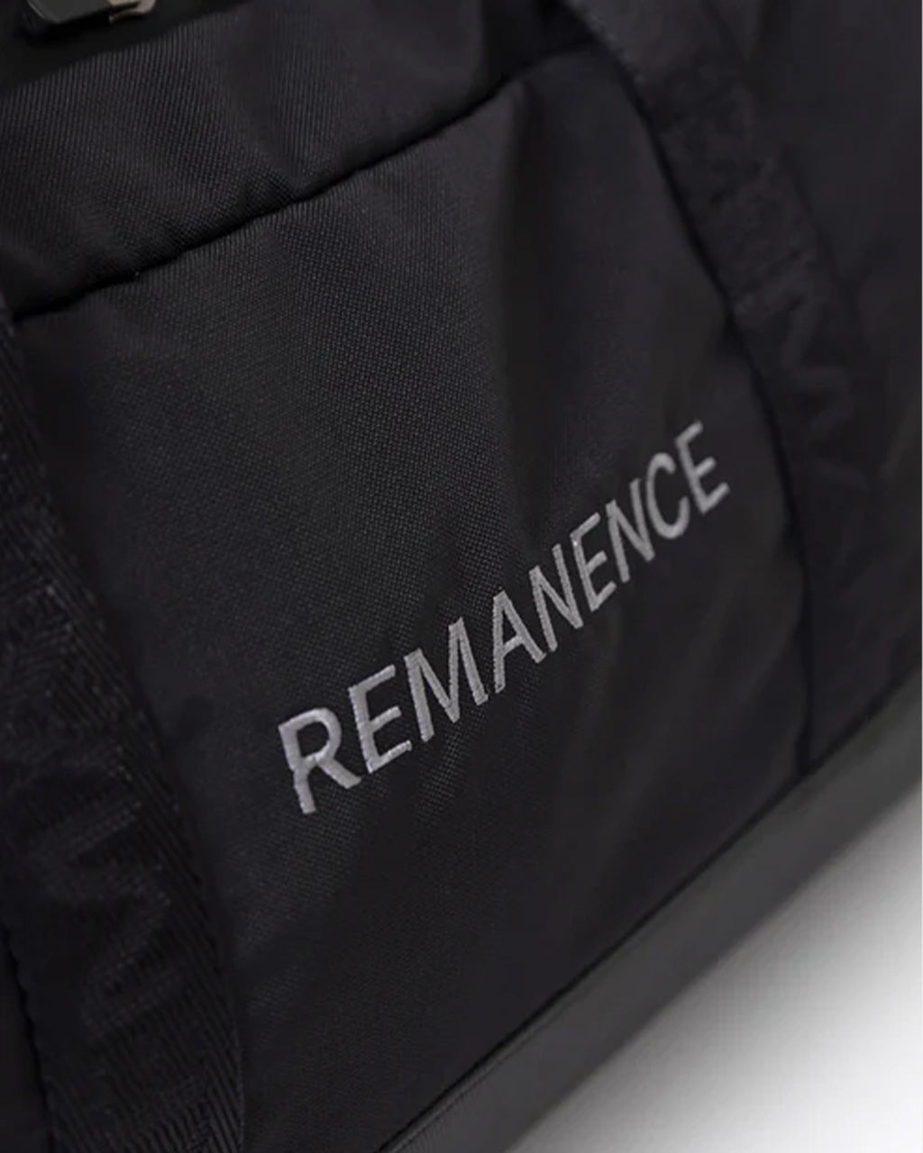 REMANENCE DUFFLE BAG EDGE (NEGRO)