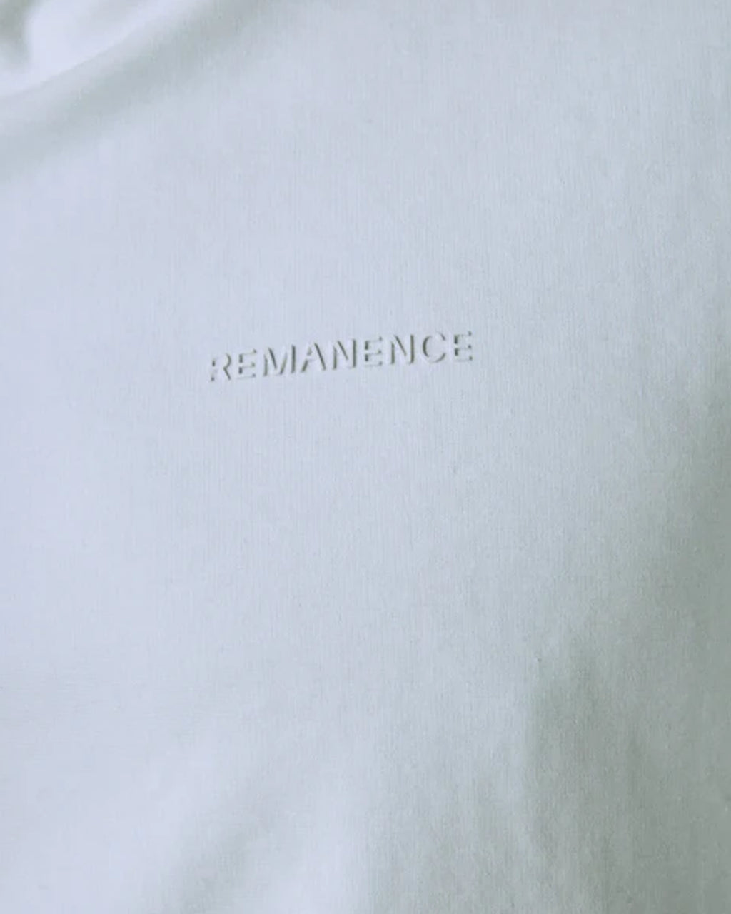 REMANENCE PEAK T‑SHIRT – BLANCA