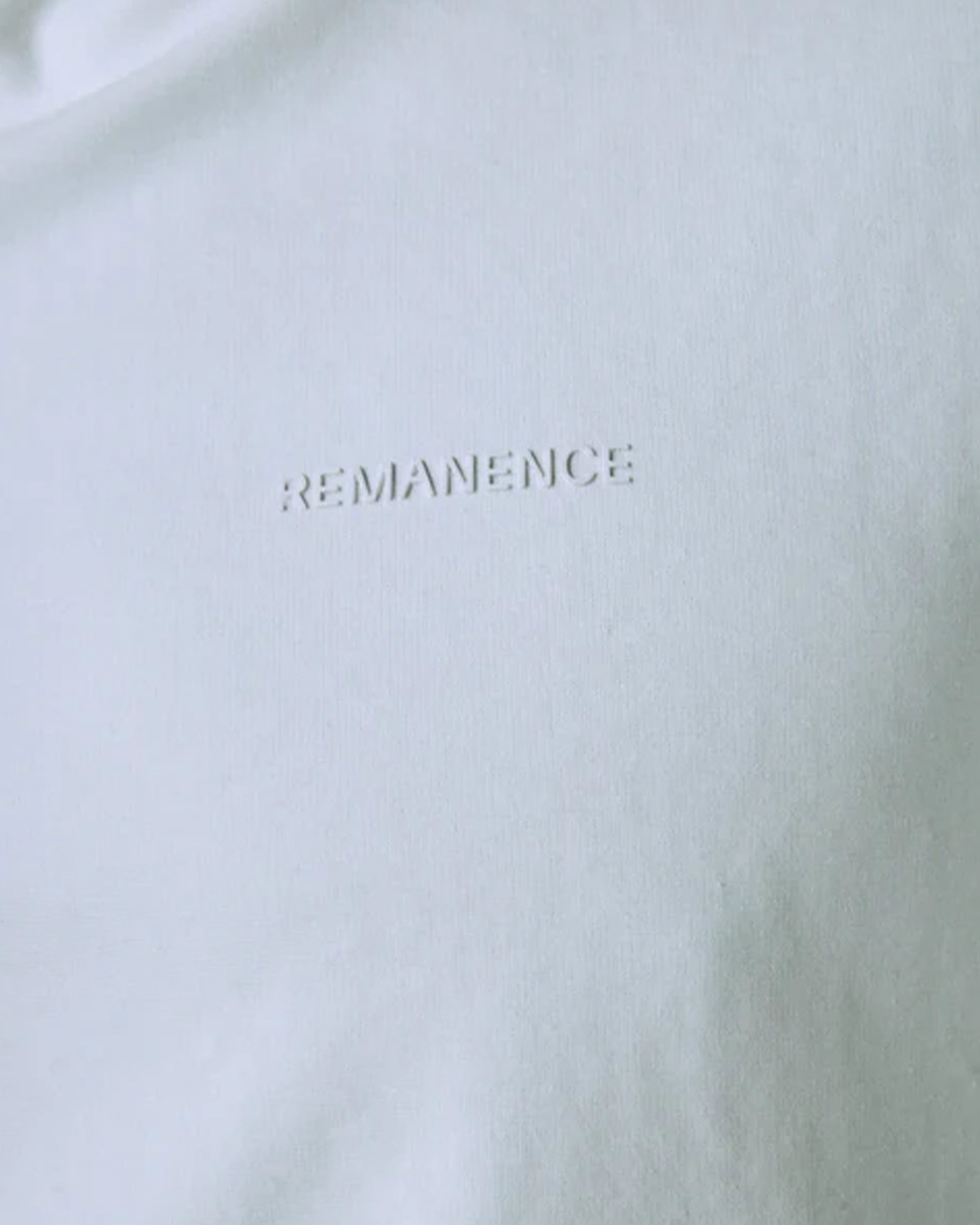 REMANENCE PEAK T‑SHIRT – BLANCA