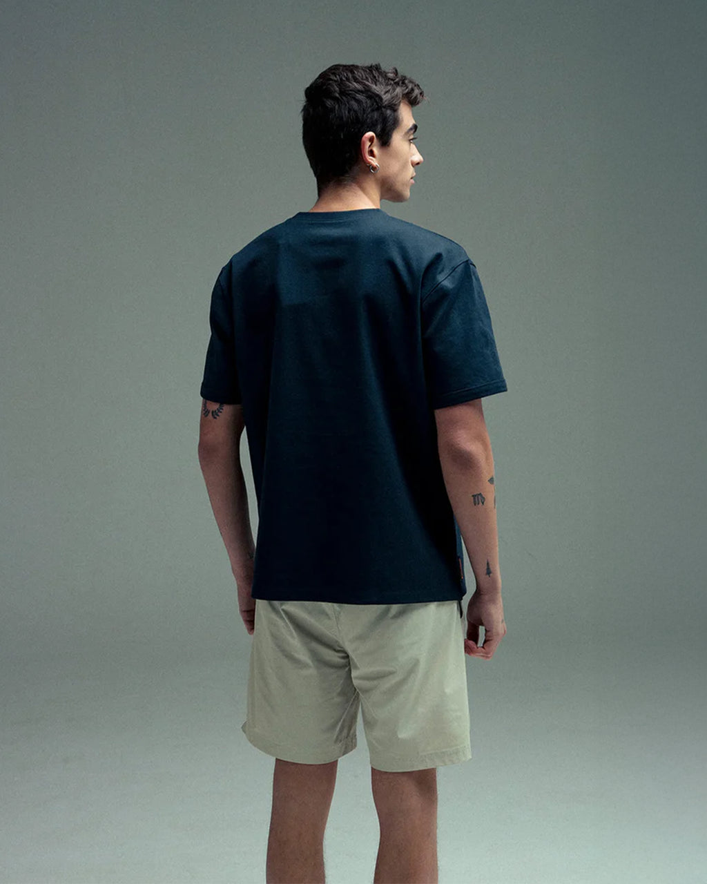 REMANENCE RELAX FIT CLING T‑SHIRT – AZUL NOCHE