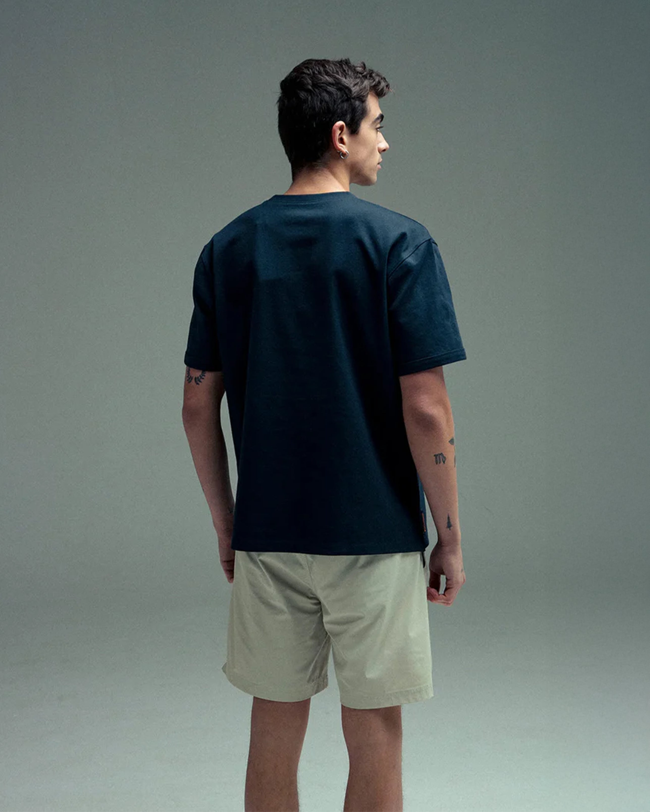 REMANENCE RELAX FIT CLING T‑SHIRT – AZUL NOCHE