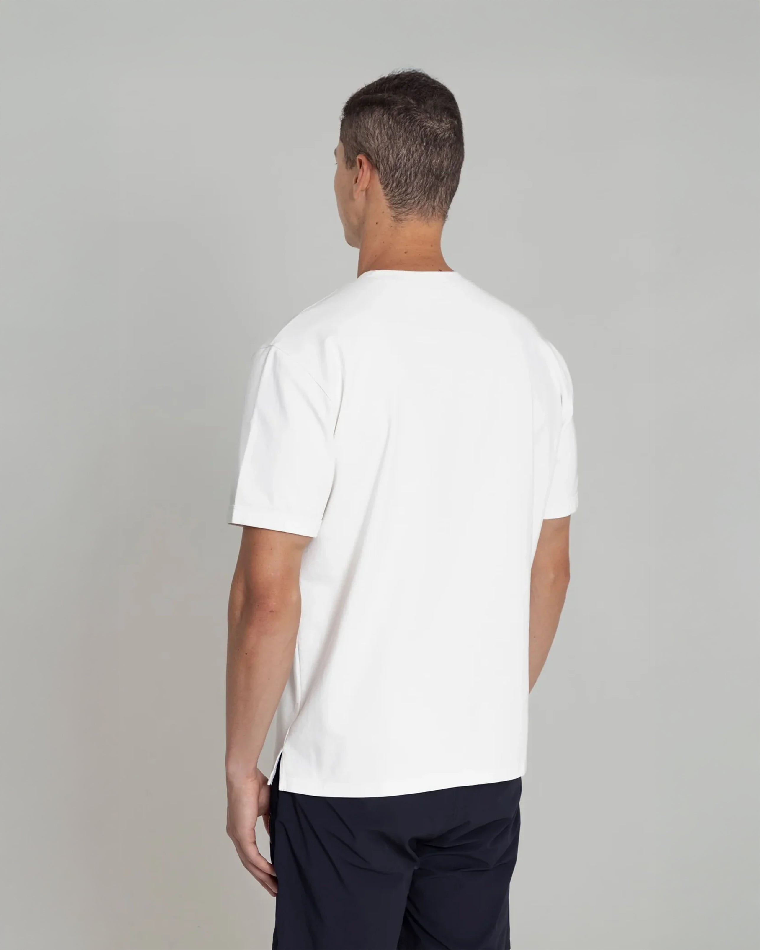 REMANENCE RELAX FIT CLING T‑SHIRT – BLANCA