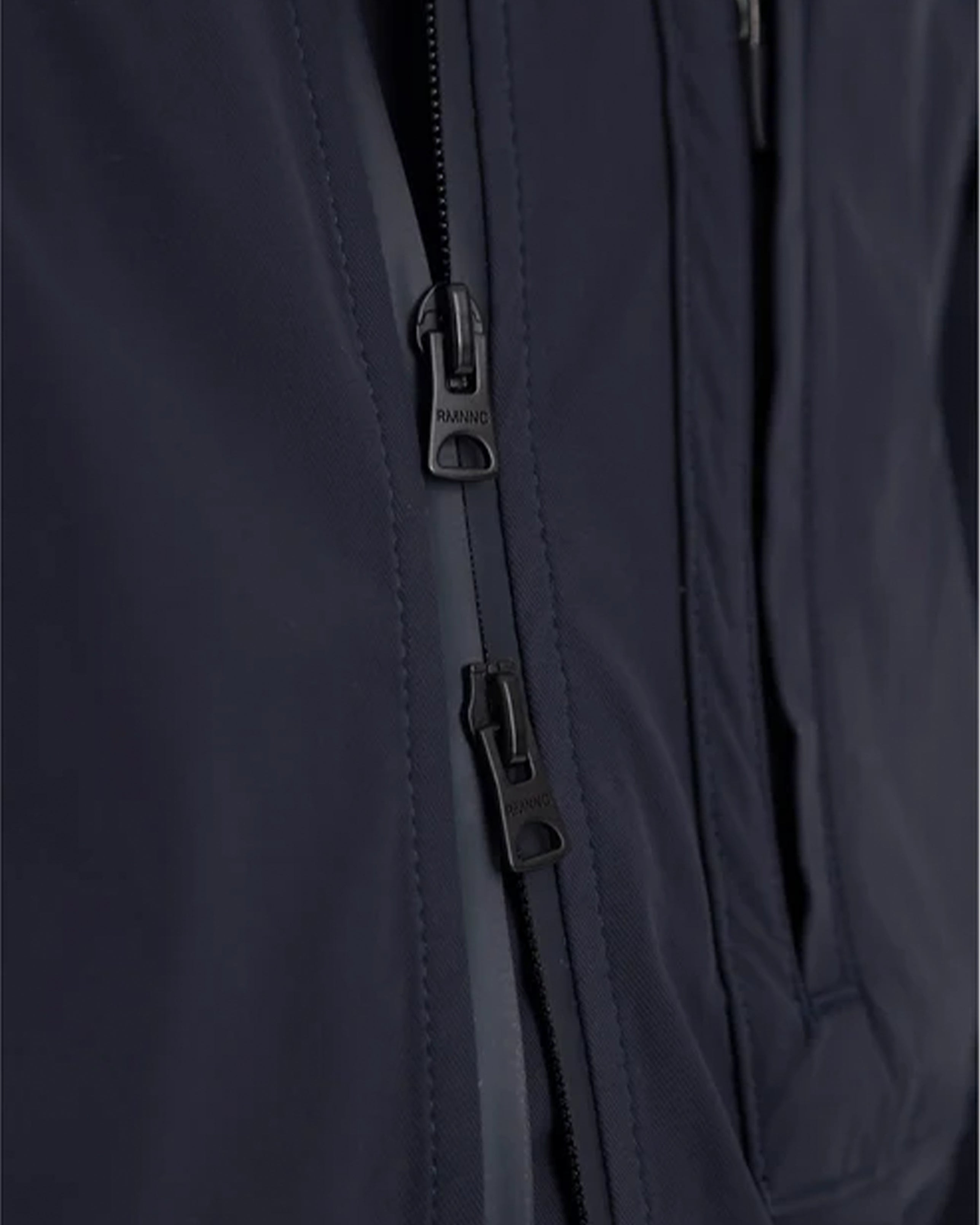 REMANENCE SEMIFITTED VAPOR JACKET – AZUL