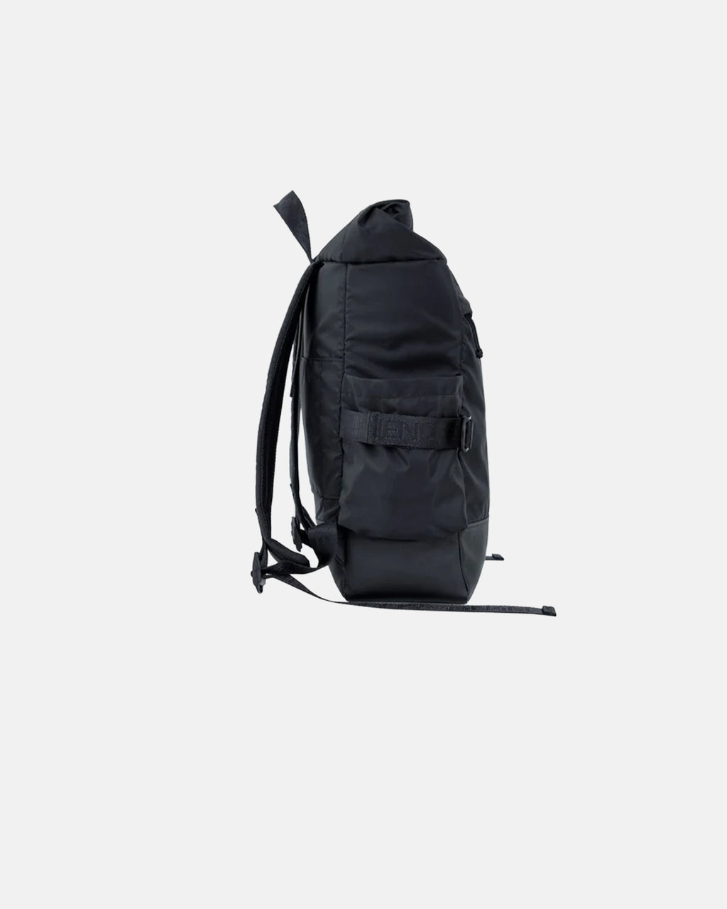 REMANENCE ADVENTURE BACKPACK – NEGRO