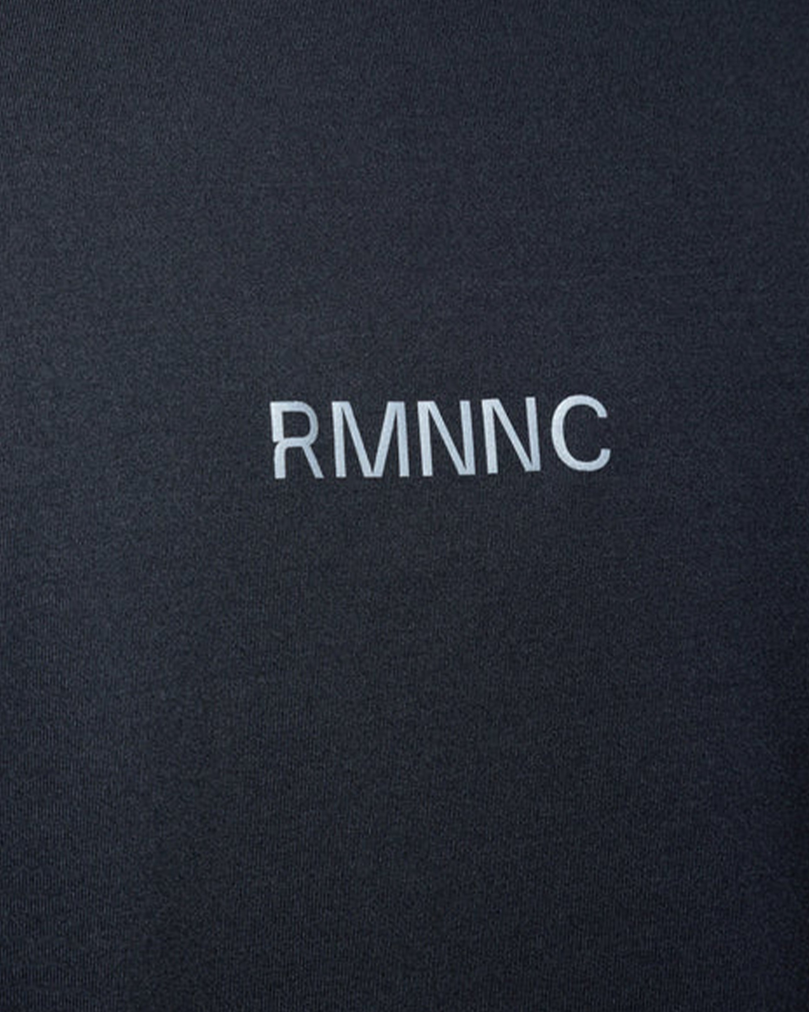 REMANENCE SEMIFIT ECHO LONGSLEEVE – NEGRO