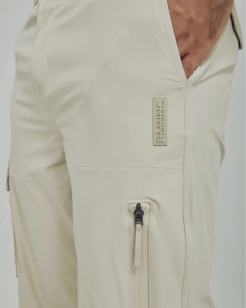 REMANENCE SEMI FIT IRON PANTS – ARENA